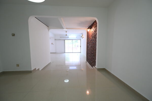 Taman Tun Dr. Ismail, Kuala Lumpur - Image 5
