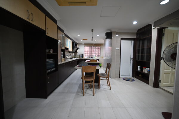 ttdi, Taman Tun Dr Ismail - Image 3