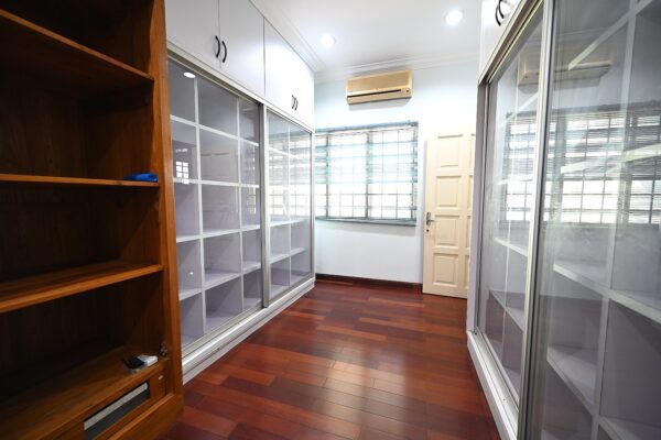 ttdi, Taman Tun Dr Ismail - Image 25