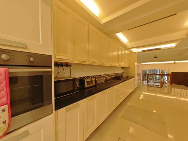 ttdi, Taman Tun Dr Ismail - Image 7