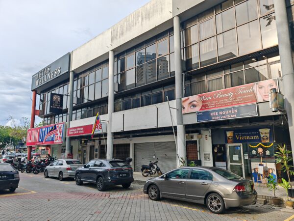 Taman Tun Dr. Ismail, Kuala Lumpur - Image 4