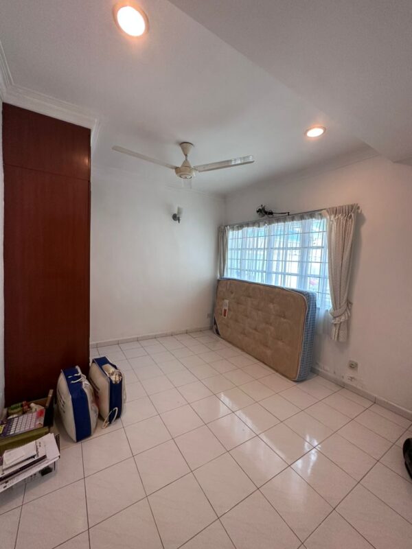 Taman Tun Dr. Ismail, Kuala Lumpur - Image 13