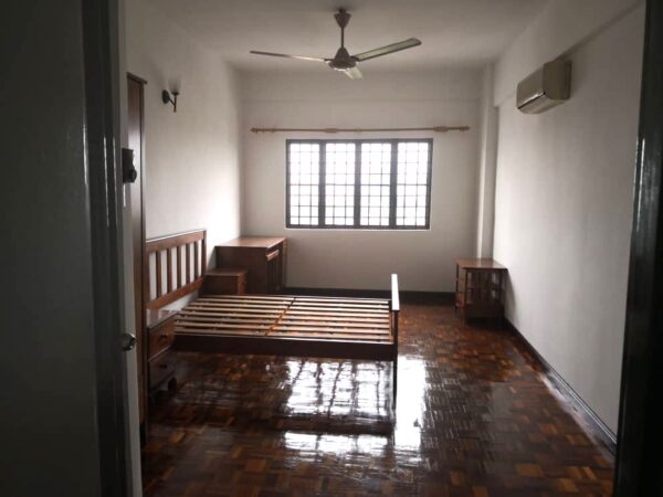 Tiara Faber, Taman Desa - Image 6