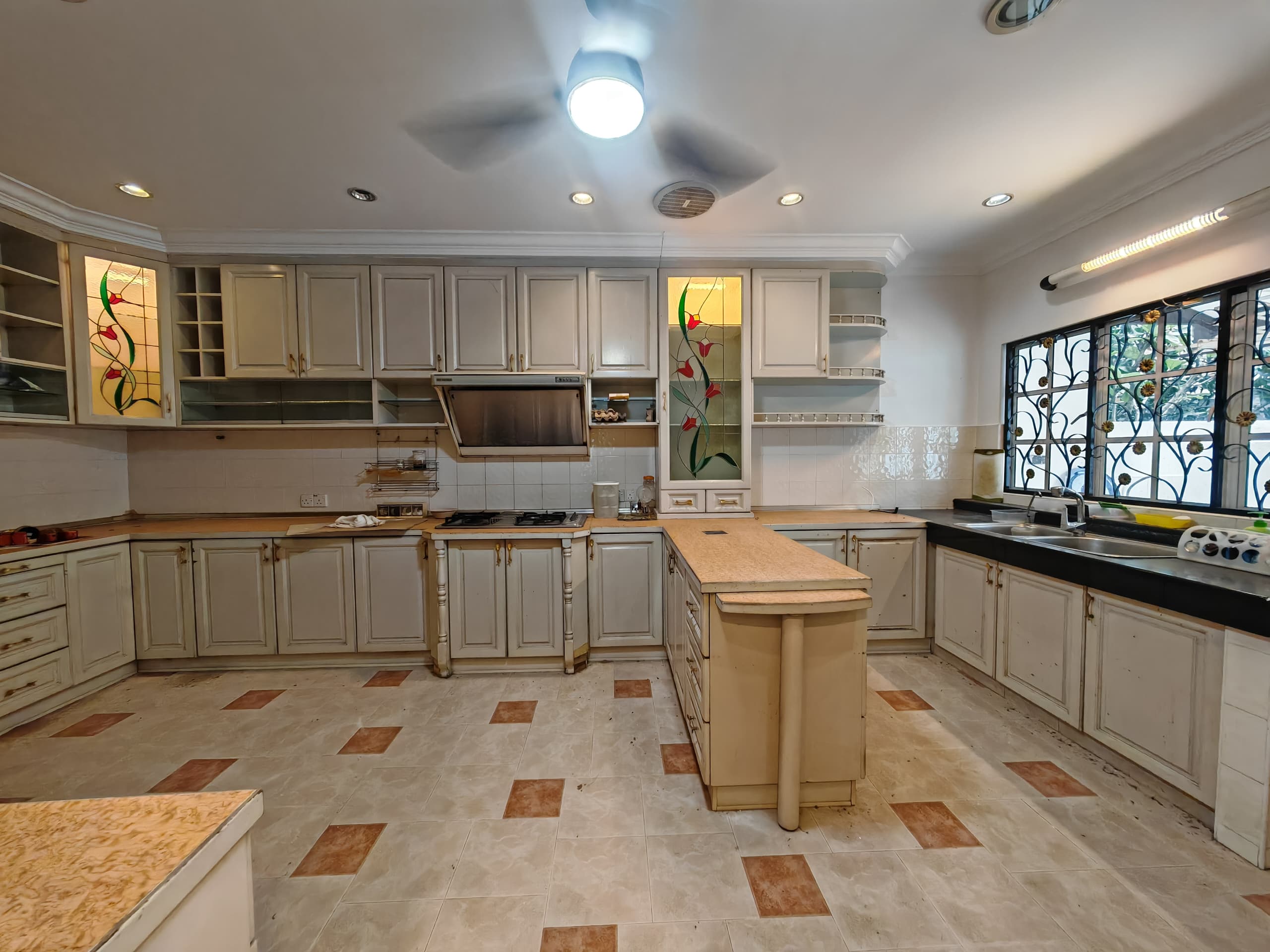 ttdi, Taman Tun Dr Ismail